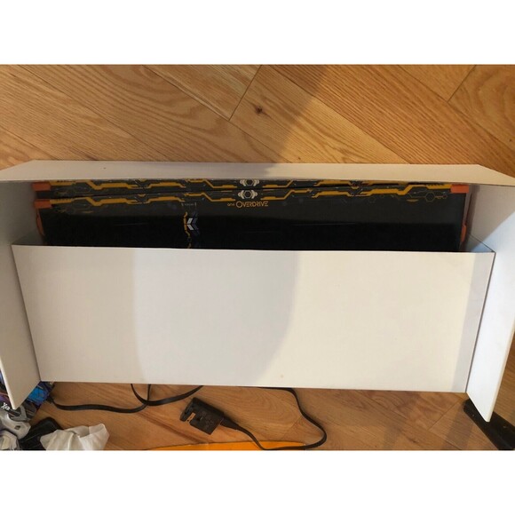 Anki Overdrive Starter Kit With 2 Extra Cars- 4 Cars total - Picture 8 of 16